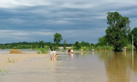 Smart insurance helps Nepali farmers weather the storm – Farming First